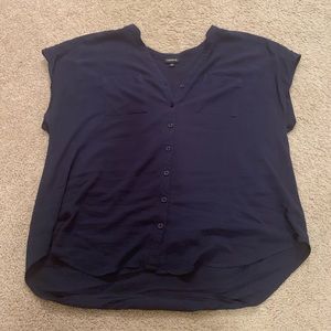 🔷 Torrid size 2 navy top